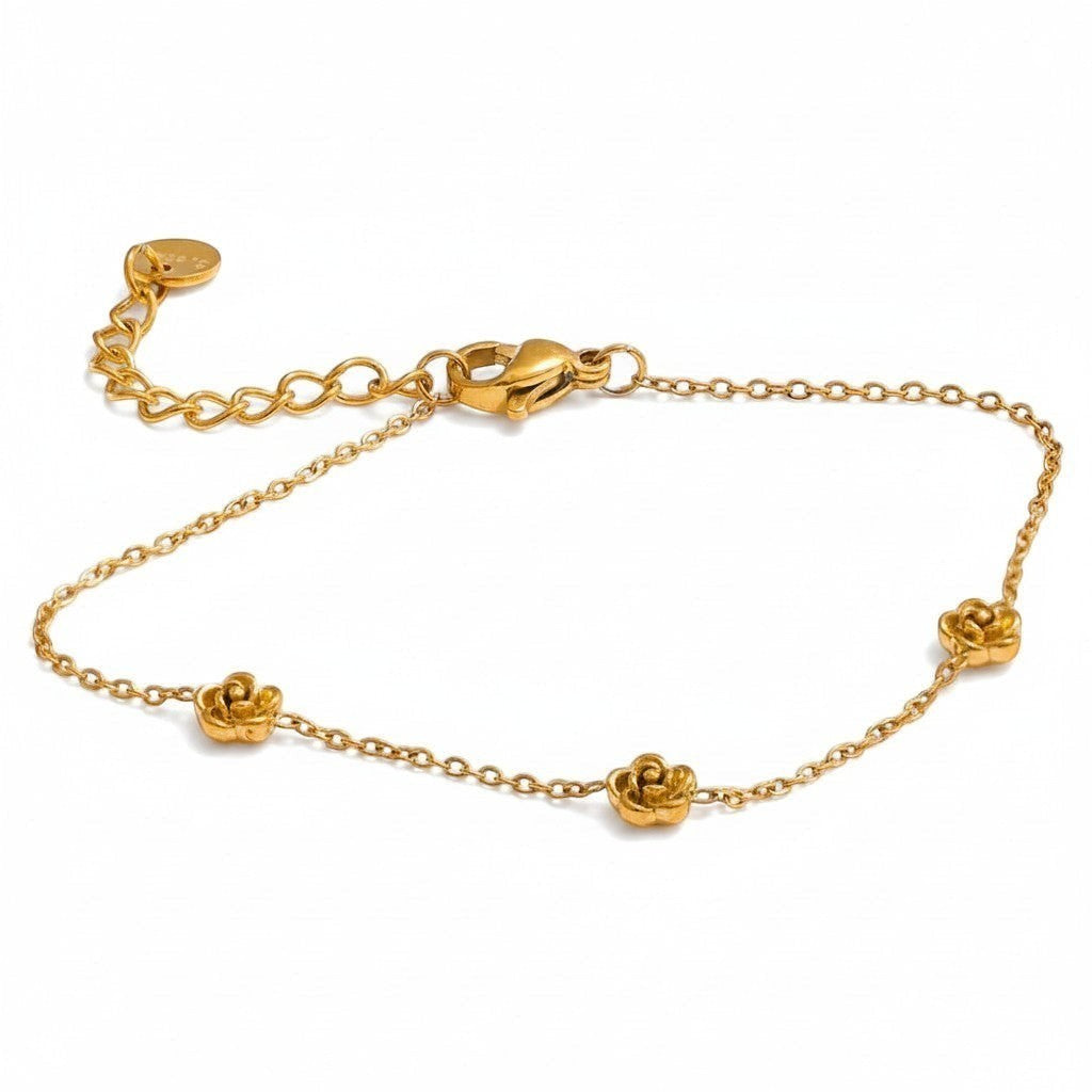 PRO RAY delicate gold floral chain bracelet with rose accents and adjustable clasp. Feminine and elegant.